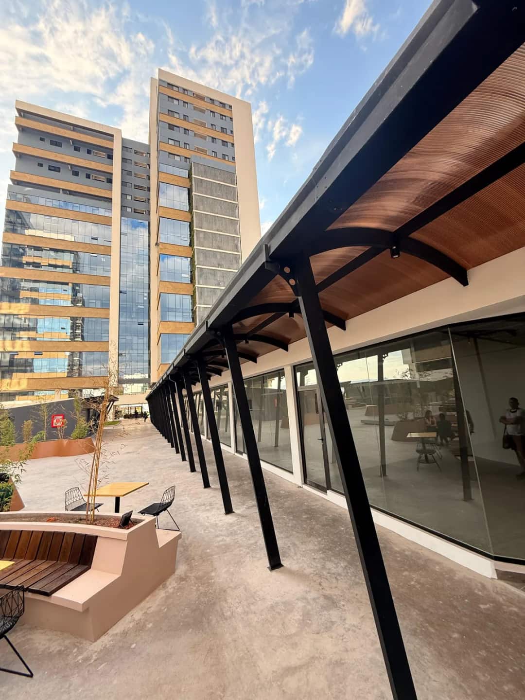 Local Comercial en Renta - Distrito Artemisa, Piso 5 - Tegucigalpa