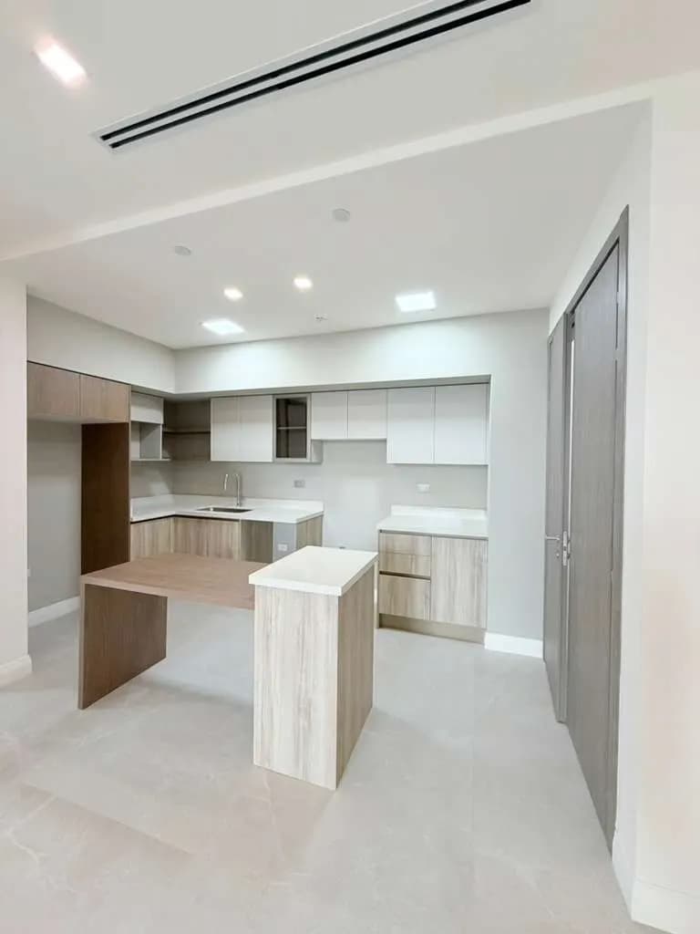 Renta y venta de apartamento en Torre Doss - foto 1 de 8